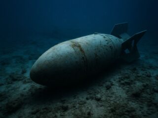 米軍が“紛失”した6発の核爆弾！1つは日本近海に… 米軍史上最悪の失敗