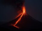 巨大地震に続き「大噴火」… M8.8の揺れが火山の威力を増幅させたか、カムチャツカで連鎖
