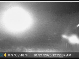 「時速947kmの衝撃」研究者が捉えた“謎の発光体”、その正体はプラズマかUFOか？ チリ・パタゴニアで前代未聞の記録