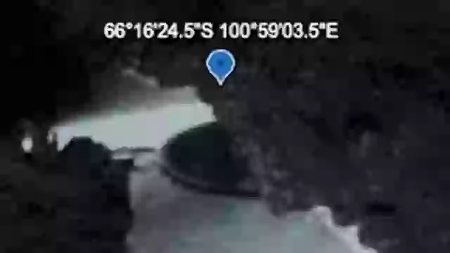 南極の氷下に眠る“宇宙人の基地”!?Googleマップが捉えた謎の円盤の正体とはの画像1