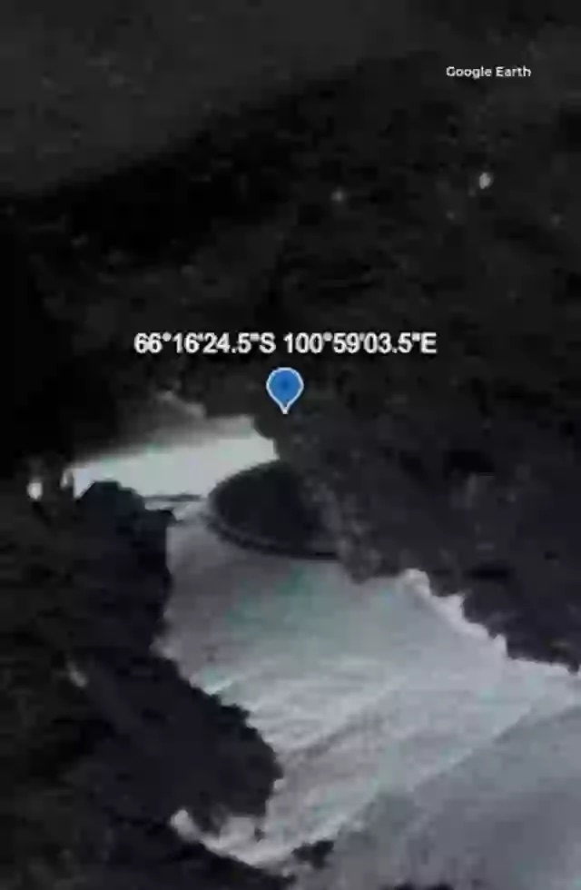 南極の氷下に眠る“宇宙人の基地”!?Googleマップが捉えた謎の円盤の正体とはの画像2
