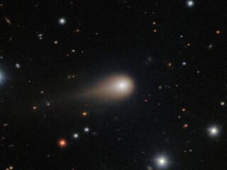 【衝撃】質量330億トン以上？ 謎の恒星間天体「3I/ATLAS」は“異常な塊”だった！それは彗星か、宇宙船か