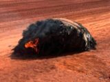 砂漠に謎の“燃える物体”が落下 ― 正体は「宇宙ゴミ」か、中国のロケットの残骸か＝オーストラリア