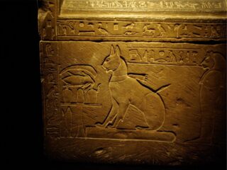 古代エジプトの“恐るべき刑罰” ― 猫殺しは即死刑、墓泥棒は串刺し… ピラミッドの裏に隠された暗黒史