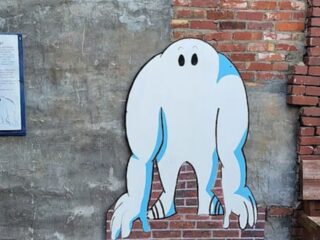 “首がなく、肌はアザラシ”… 田舎町を恐怖に陥れた伝説の怪物「グラフトン・モンスター」の正体