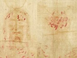 トリノの聖骸布、血痕が語る“真実” ― イエスを襲った「いばらの冠」の恐るべき形状が科学で明らかに