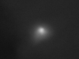 ついに“宇宙船説”に終止符？ 火星探査機が捉えた恒星間天体「3I/ATLAS」の“真の姿”をNASAが公開