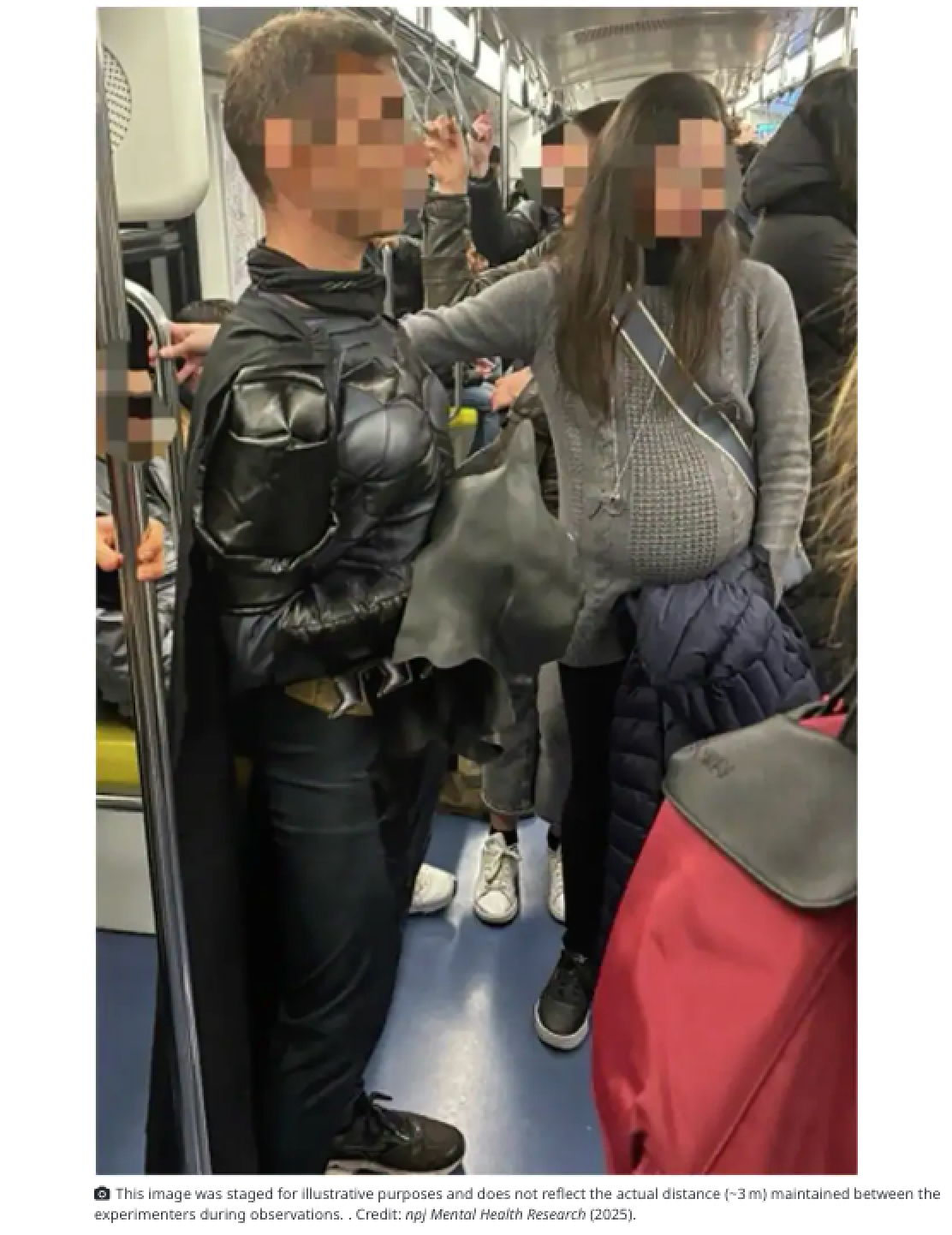 親切心が約2倍に急増！地下鉄に「バットマン」が現れると、なぜ人は席を譲るようになるのか？の画像2