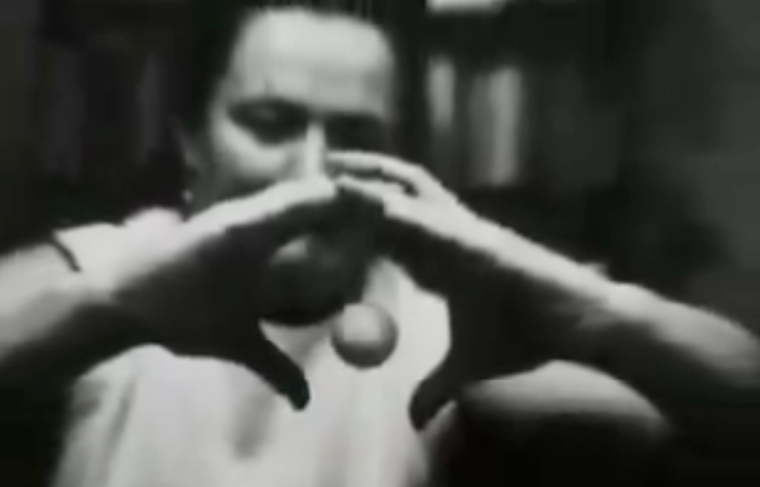 カエルの心臓を“念力”で止めた女 ― 米ソ冷戦下で繰り広げられた“超能力スパイ戦争”と、ソ連が生んだ最強のサイキック兵器「ニーナ・クラギーナ」の画像1