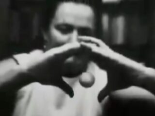 カエルの心臓を“念力”で止めた女 ― 米ソ冷戦下で繰り広げられた“超能力スパイ戦争”と、ソ連が生んだ最強のサイキック兵器「ニーナ・クラギーナ」