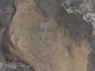 山腹に“聖母マリア”が出現！巡礼者が殺到、奇跡か、それともただの岩か？＝コロンビア