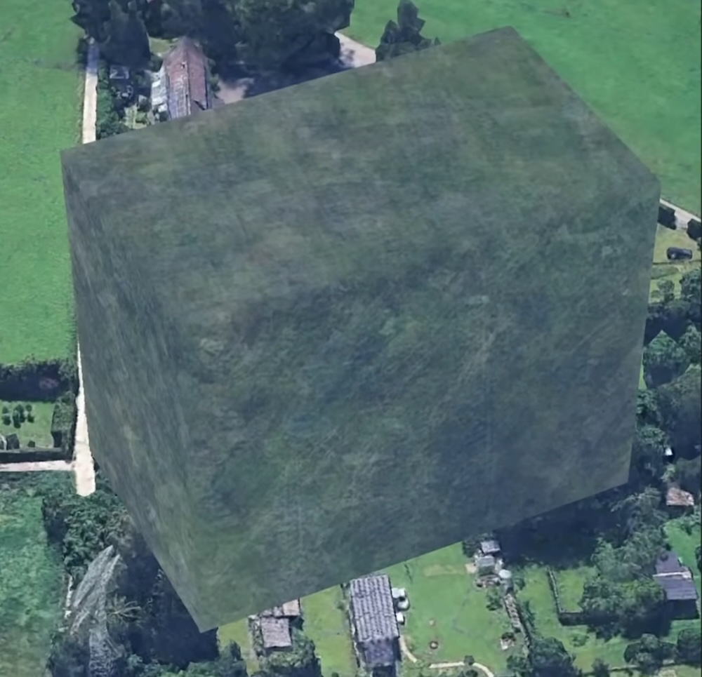 Google Earthに“UFO”が写り込んだ? ドイツ上空に浮かぶ「謎の透明キューブ」が物議の画像2