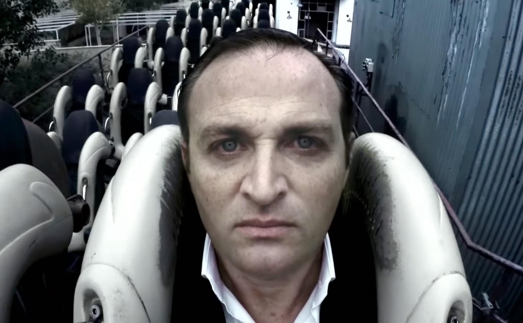 乗れば必ず“死”に至る「安楽死ジェットコースター」多幸感の中で脳を窒息させる、あまりにも残酷な60秒間のシミュレーションの画像1