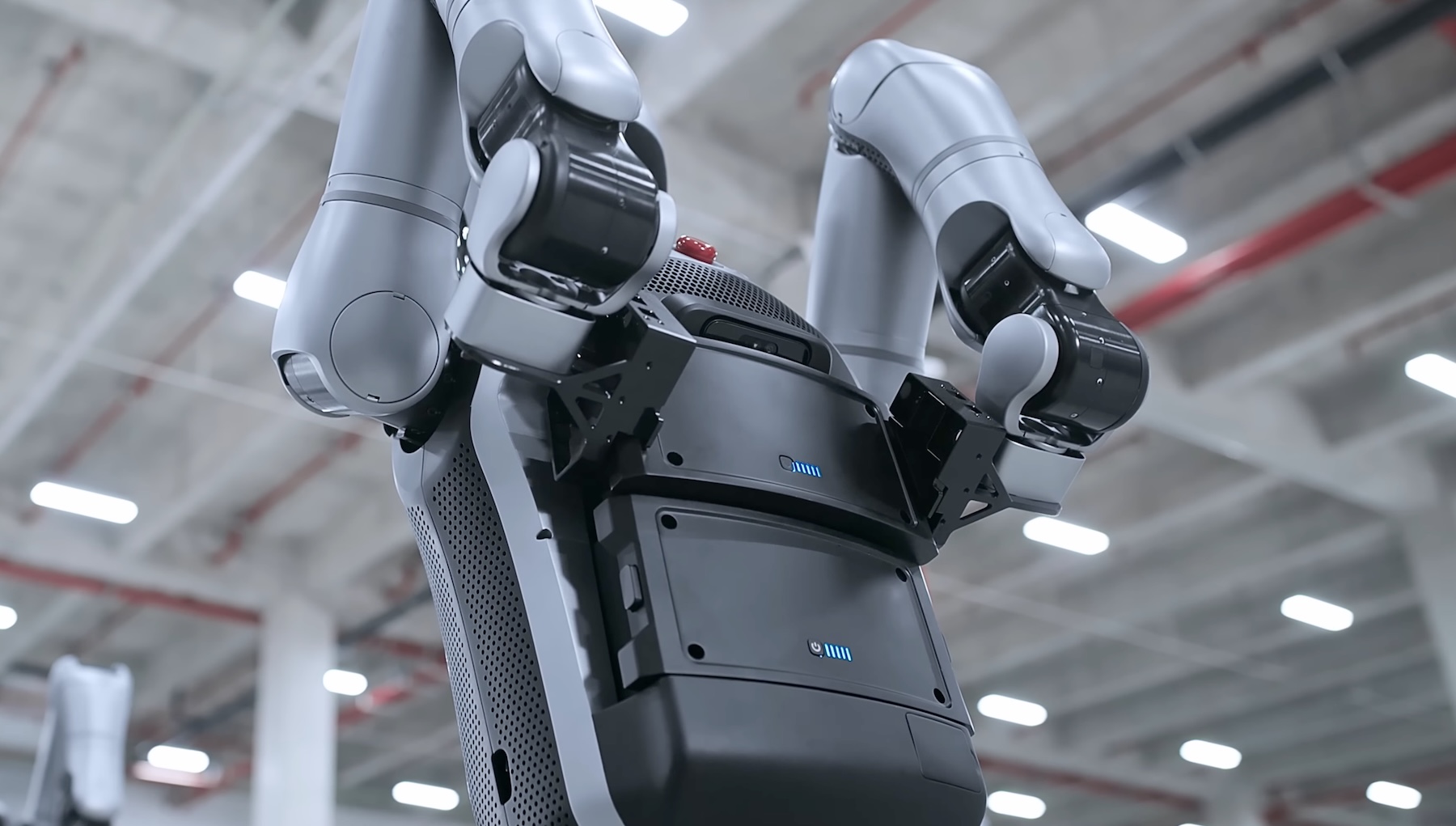 中国、国境警備に人型AIロボットを投入：未来の監視体制が始動の画像2