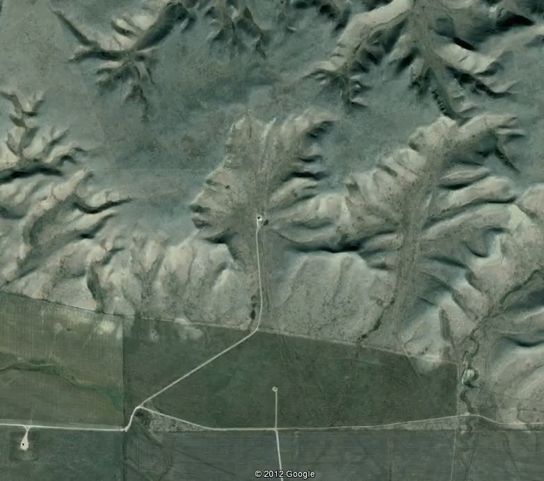 チリの秘境に「悪魔の顔」が出現!? Googleマップが捉えた左右対称の異形… UNESCO保護区に潜む“地獄の門”の正体とはの画像3