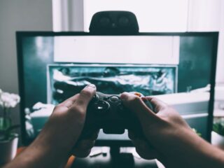 「ビデオゲームは有害か有益か」論争に終止符 —— 最新研究が示す光と影とグレーゾーン