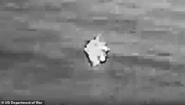 UFOファイル公開に続き、内部告発者が再び米議会へ！ 政府が隠し続ける「宇宙人の物証」がついに解禁か？の画像3