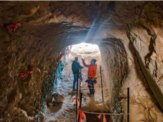誰が何のために？ エルサレムで発見された長さ45m超の謎の地下トンネル…… 年代も目的も「完全に不明」