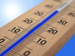 「気温」に賭けて大儲け!? 温度センサーを操作した前代未聞のイカサマ事件＝フランス