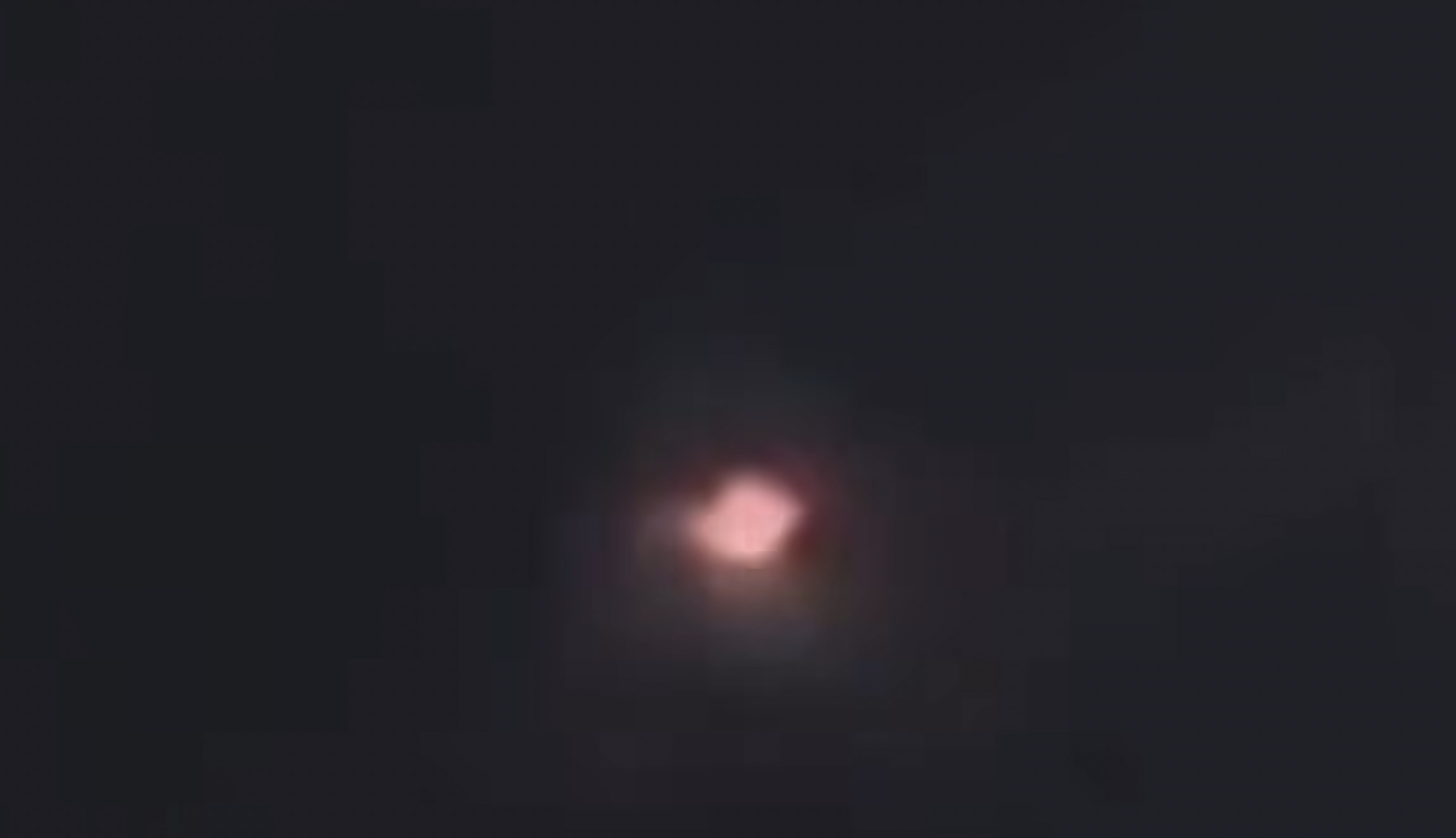 警察官が「多色に光るUFO」を動画撮影! FBIの機密解除ファイルに記された未確認飛行物体の謎=米ミネソタの画像1