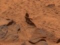 火星に写った謎の「歩く人影」
