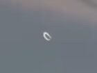 「回転するC型UFO」が出現！ まるで現実世界のバグか、異次元の扉が開いたのか？＝米テキサス