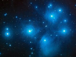 プレアデス星団は人類を10万年間導いてきた？ 天体物理学者が指摘する神話と天文学の一致