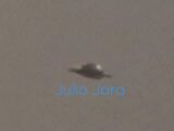 【空飛ぶ円盤】嵐が迫る空に「円盤型のUFO」が写り込んでいた!? パラグアイのサッカー祝賀会で撮られた1枚にSNS騒然