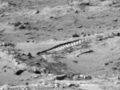 火星の砂地に残る「轍」のような跡の正体とは
