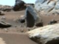 火星の岩壁に「ポータル」と古代ルーン文字!?